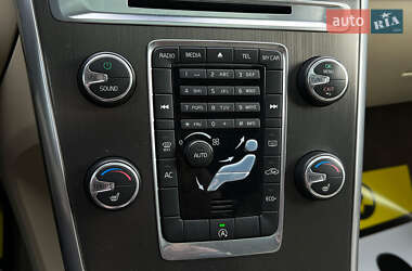 Позашляховик / Кросовер Volvo XC60 2014 в 