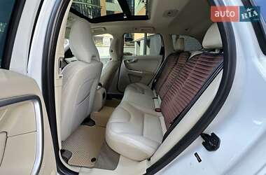 Внедорожник / Кроссовер Volvo XC60 2012 в 
