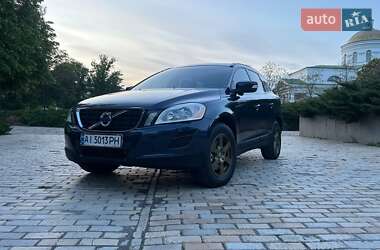 Позашляховик / Кросовер Volvo XC60 2012 в 