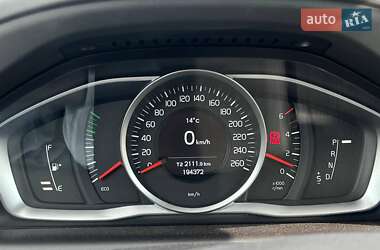 Внедорожник / Кроссовер Volvo XC60 2015 в 
