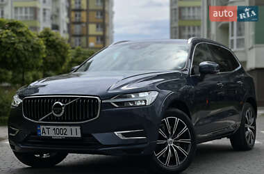 Внедорожник / Кроссовер Volvo XC60 2020 в 