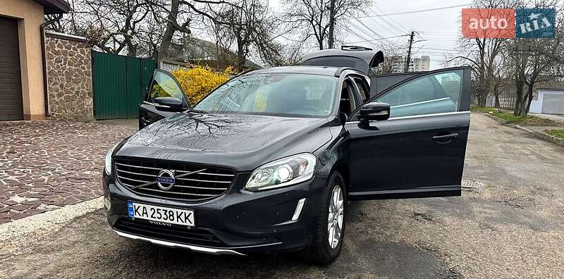 Внедорожник / Кроссовер Volvo XC60 2015 в Киеве