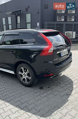 Внедорожник / Кроссовер Volvo XC60 2011 в 