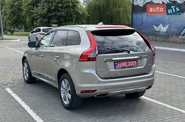 Позашляховик / Кросовер Volvo XC60 2016 в 