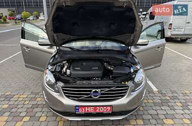Позашляховик / Кросовер Volvo XC60 2016 в 