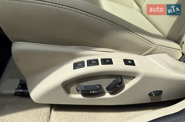 Внедорожник / Кроссовер Volvo XC60 2014 в 