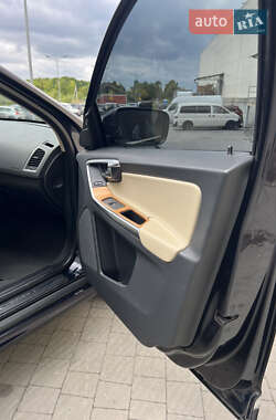 Внедорожник / Кроссовер Volvo XC60 2017 в 