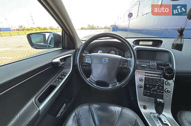 Внедорожник / Кроссовер Volvo XC60 2009 в 