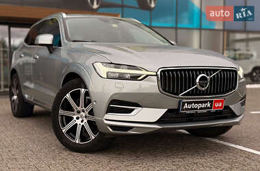 Внедорожник / Кроссовер Volvo XC60 2018 в 
