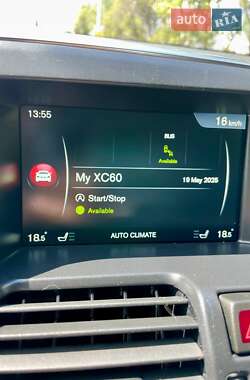 Позашляховик / Кросовер Volvo XC60 2016 в 