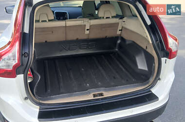 Позашляховик / Кросовер Volvo XC60 2012 в 
