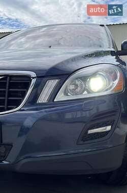 Внедорожник / Кроссовер Volvo XC60 2012 в 