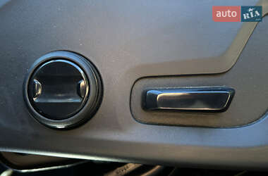 Внедорожник / Кроссовер Volvo XC60 2020 в 