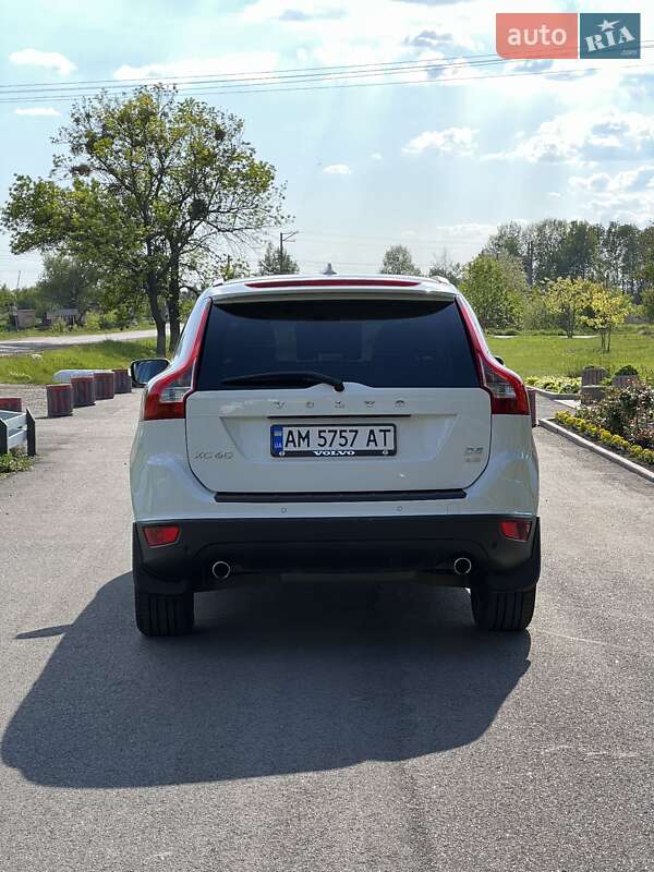 Позашляховик / Кросовер Volvo XC60 2013 в Малині