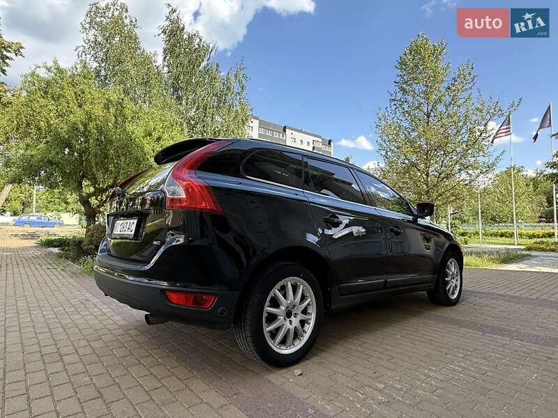 Позашляховик / Кросовер Volvo XC60 2012 в Ірпені