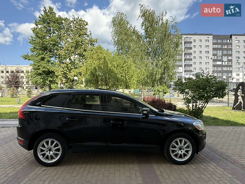 Позашляховик / Кросовер Volvo XC60 2012 в Ірпені