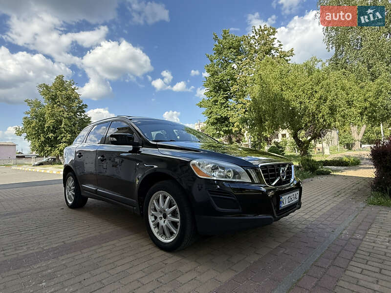 Позашляховик / Кросовер Volvo XC60 2012 в Ірпені