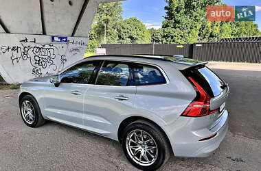 Внедорожник / Кроссовер Volvo XC60 2023 в 