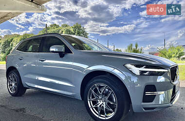 Внедорожник / Кроссовер Volvo XC60 2023 в 