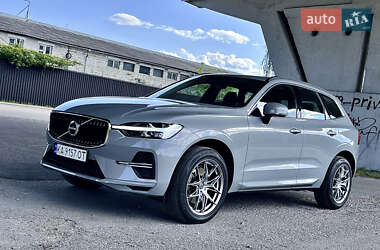 Внедорожник / Кроссовер Volvo XC60 2023 в 