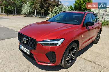 Внедорожник / Кроссовер Volvo XC60 2021 в 