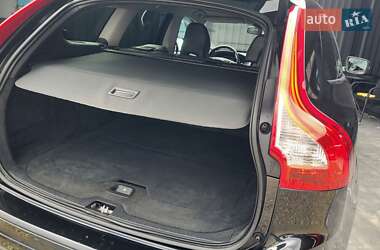 Внедорожник / Кроссовер Volvo XC60 2014 в 