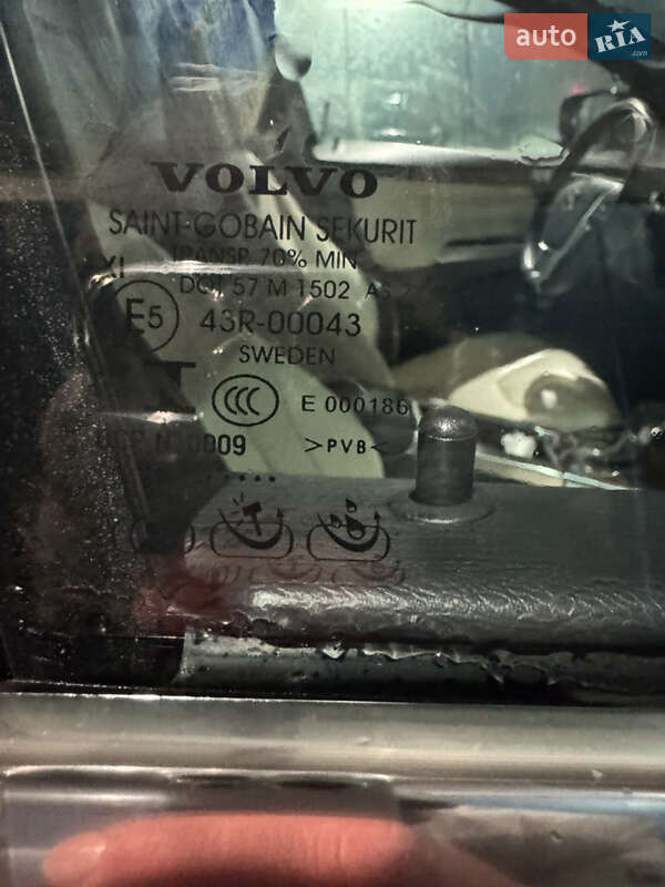 Внедорожник / Кроссовер Volvo XC60 2014 в Киеве