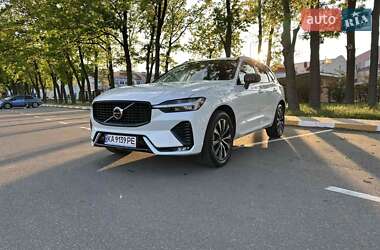 Внедорожник / Кроссовер Volvo XC60 2024 в Киеве