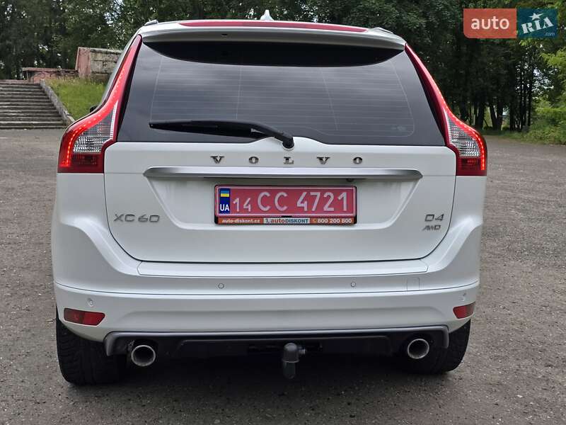 Внедорожник / Кроссовер Volvo XC60 2017 в Калуше