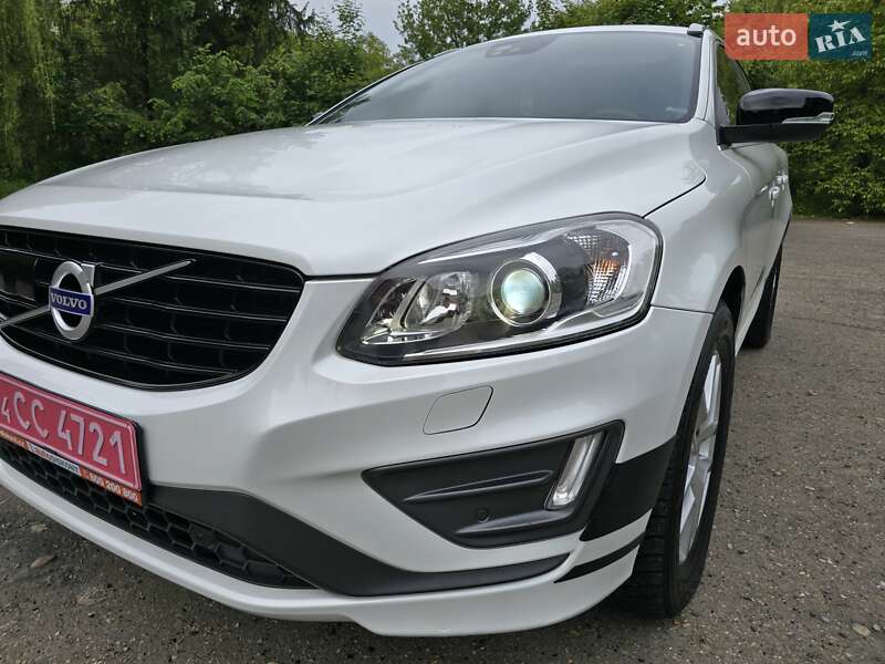 Внедорожник / Кроссовер Volvo XC60 2017 в Калуше