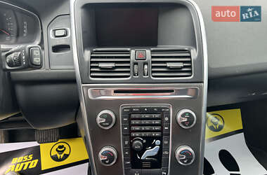Внедорожник / Кроссовер Volvo XC60 2014 в 