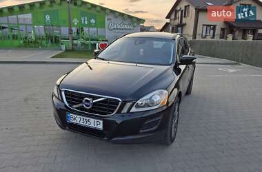 Внедорожник / Кроссовер Volvo XC60 2013 в Вараше
