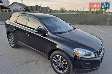 Позашляховик / Кросовер Volvo XC60 2013 в 