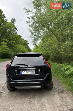 Позашляховик / Кросовер Volvo XC60 2016 в 