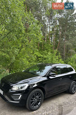 Позашляховик / Кросовер Volvo XC60 2016 в 