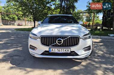 Внедорожник / Кроссовер Volvo XC60 2017 в 
