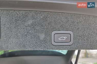 Внедорожник / Кроссовер Volvo XC60 2015 в 