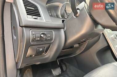 Внедорожник / Кроссовер Volvo XC60 2016 в 