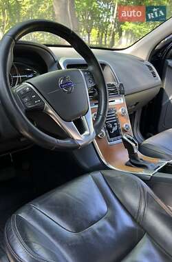 Внедорожник / Кроссовер Volvo XC60 2017 в 