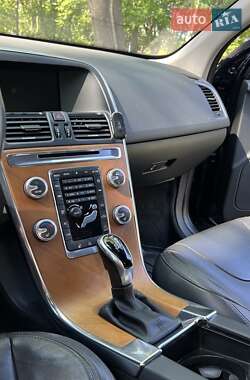 Внедорожник / Кроссовер Volvo XC60 2017 в 
