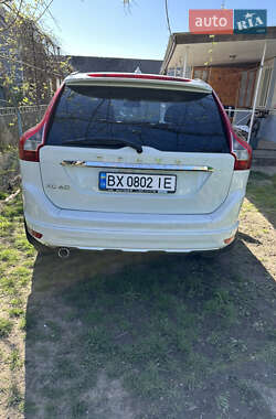 Внедорожник / Кроссовер Volvo XC60 2015 в 