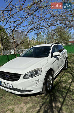 Внедорожник / Кроссовер Volvo XC60 2015 в 
