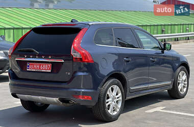 Позашляховик / Кросовер Volvo XC60 2015 в 