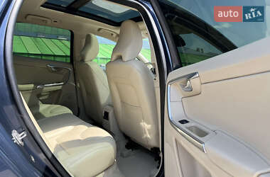 Позашляховик / Кросовер Volvo XC60 2015 в 