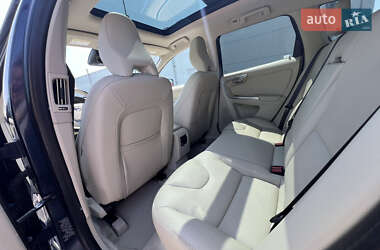 Позашляховик / Кросовер Volvo XC60 2015 в 