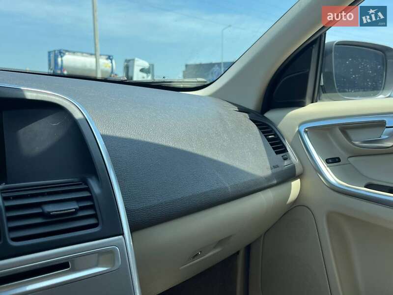 Позашляховик / Кросовер Volvo XC60 2012 в Львові