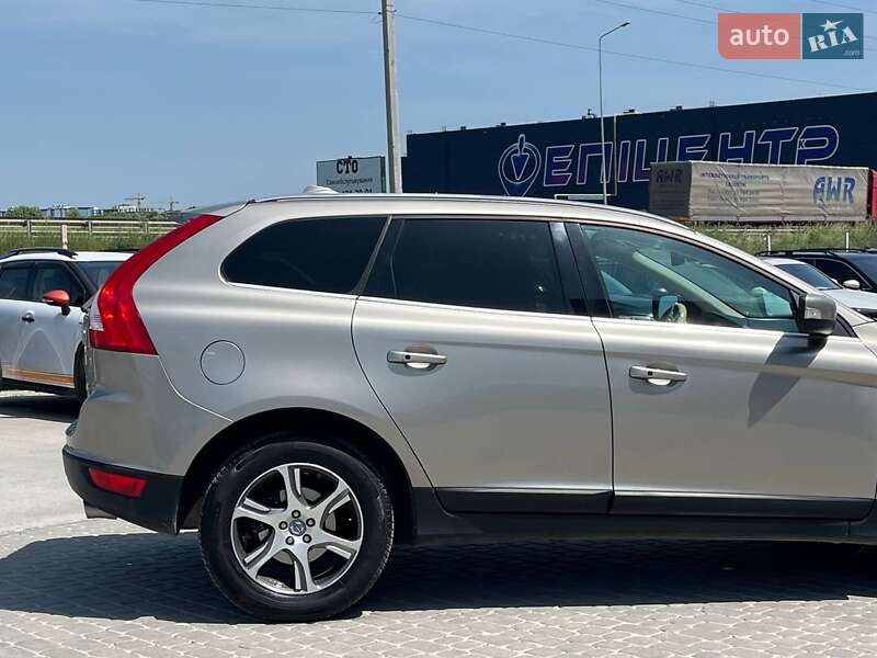 Позашляховик / Кросовер Volvo XC60 2012 в Львові