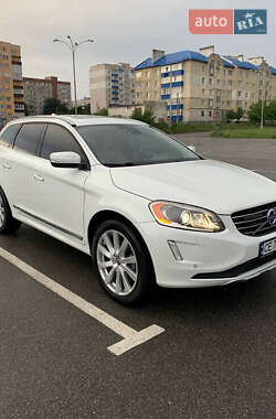 Внедорожник / Кроссовер Volvo XC60 2016 в Киеве