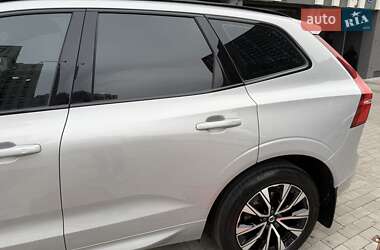 Внедорожник / Кроссовер Volvo XC60 2023 в 