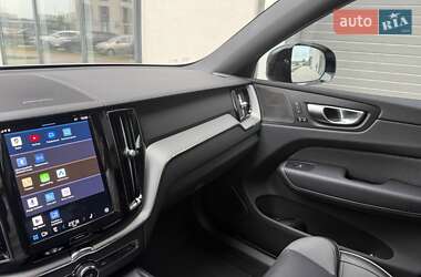 Внедорожник / Кроссовер Volvo XC60 2023 в 